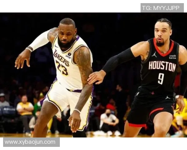 雄鹿与猛龙激战正酣2月19日精彩对决引发球迷热议