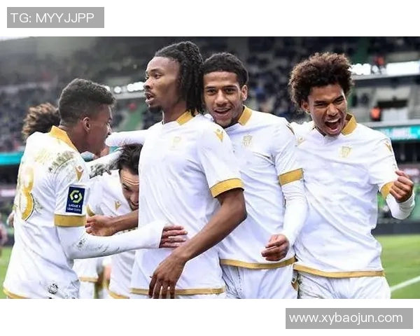 伯明翰与谢菲尔德激战正酣比分更新及精彩瞬间回顾