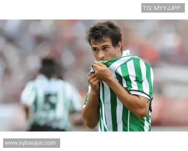 科隆竞技迎战班菲尔德期待激烈对抗与精彩进球的较量 科隆竞技迎战班菲尔德期待激烈对抗与精彩进球的较量