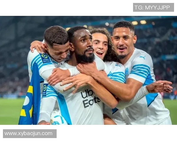 里昂与斯特拉法在联杯激战正酣谁能晋级下一轮决战